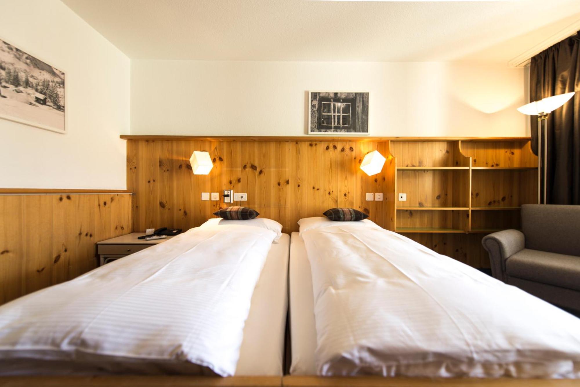 Spenglers Inn Davos Bagian luar foto